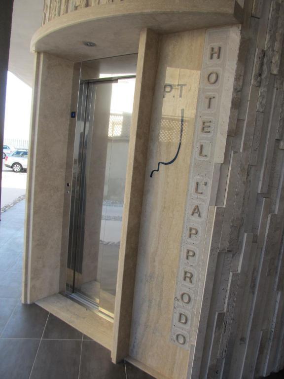 Hotel L'Approdo アンツィオ エクステリア 写真