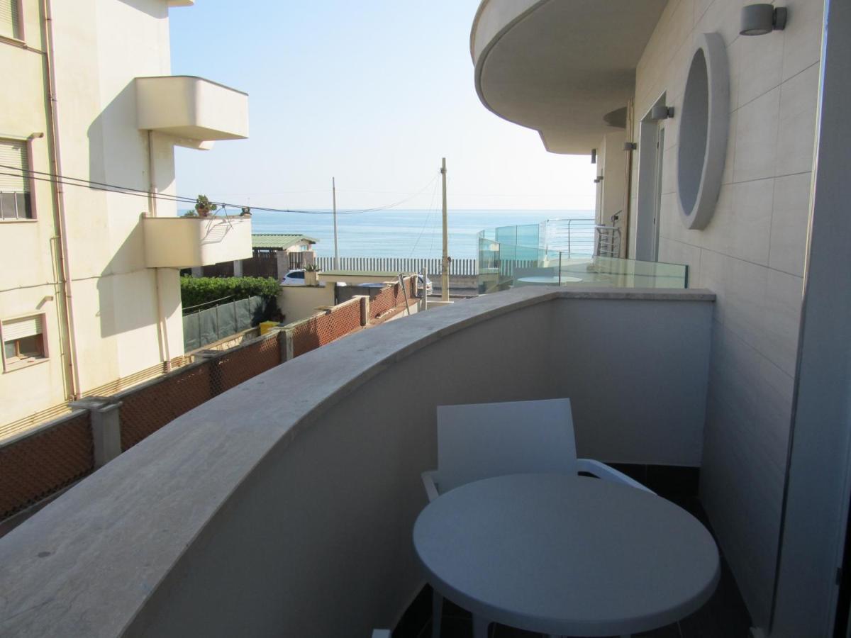 Hotel L'Approdo アンツィオ 部屋 写真